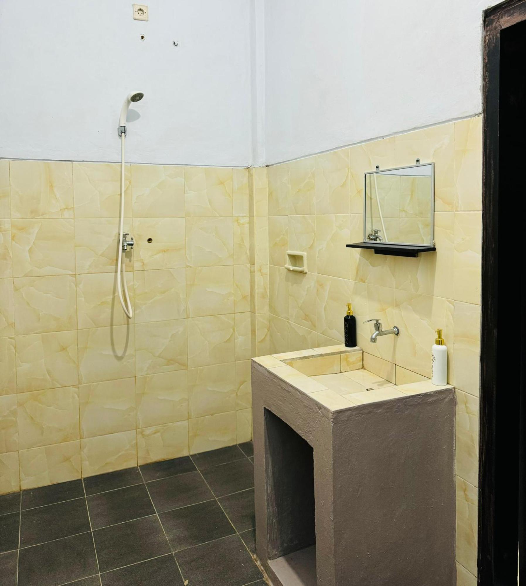 Biya Lumba Apartman Candidasa Kültér fotó